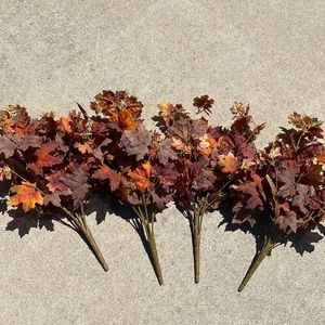 4 bunches of fall style silk plants